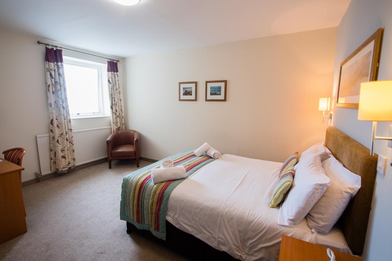 Monachty Hotel Aberaeron Exterior photo