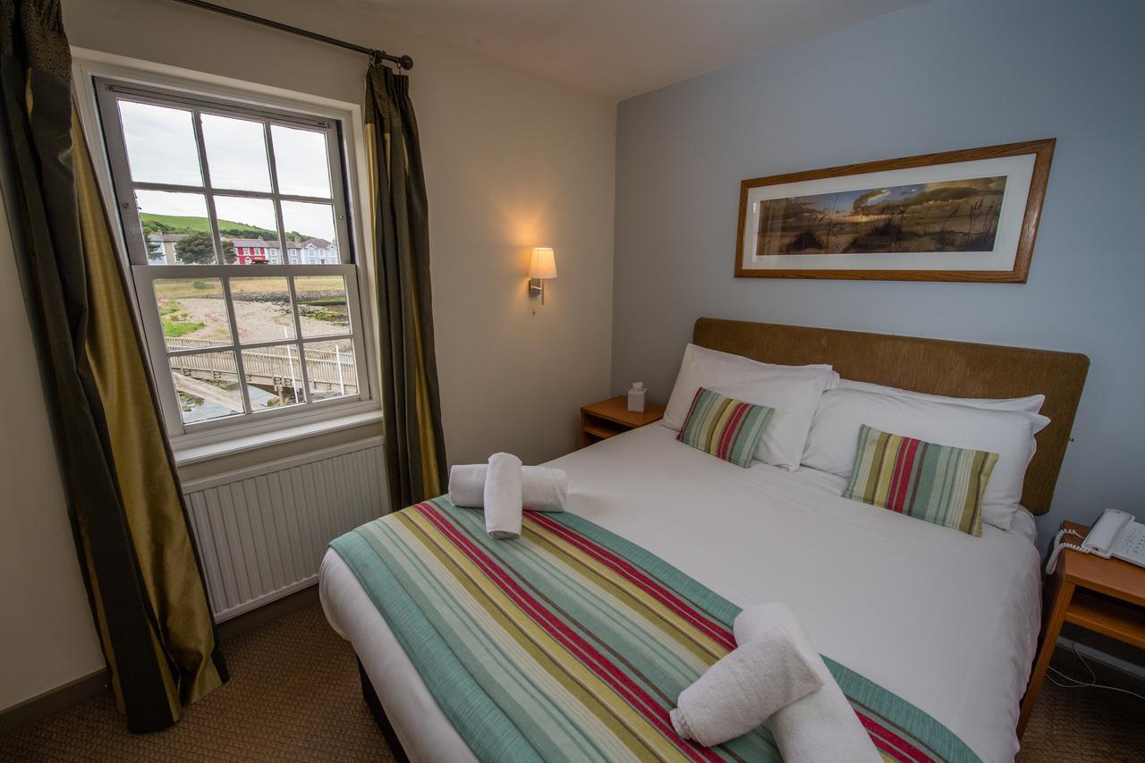 Monachty Hotel Aberaeron Exterior photo
