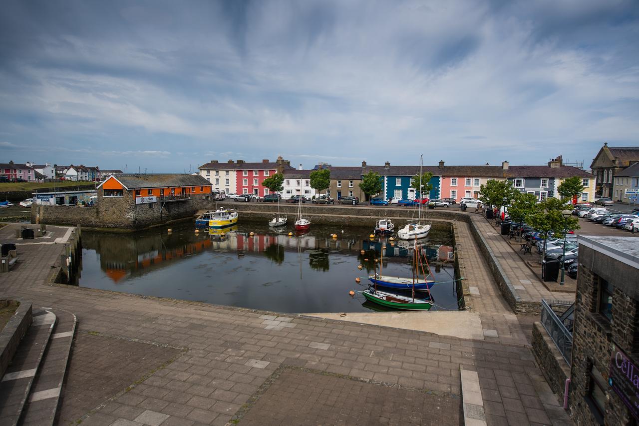 Monachty Hotel Aberaeron Exterior photo